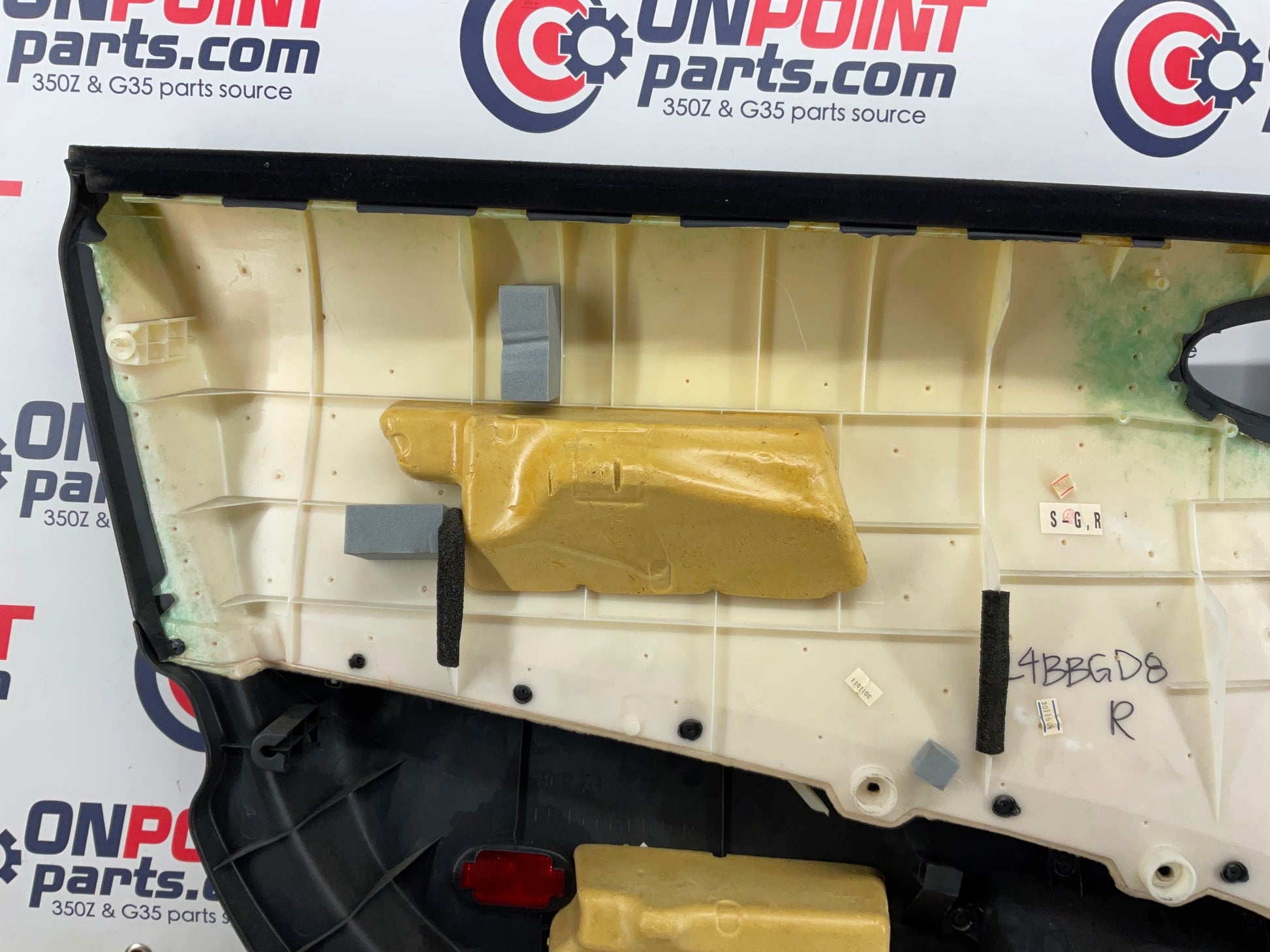 2003 Nissan 350Z Passenger Right Interior Door Panel 80900 OEM 14BBGD8 - On Point Parts Inc