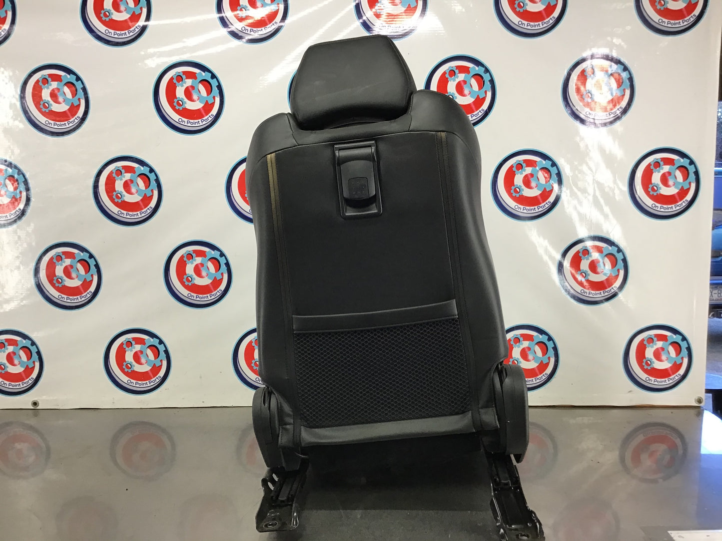 2004 Nissan 350Z Passenger Right Leather Seat OEM 0BBWC9 - On Point Parts Inc