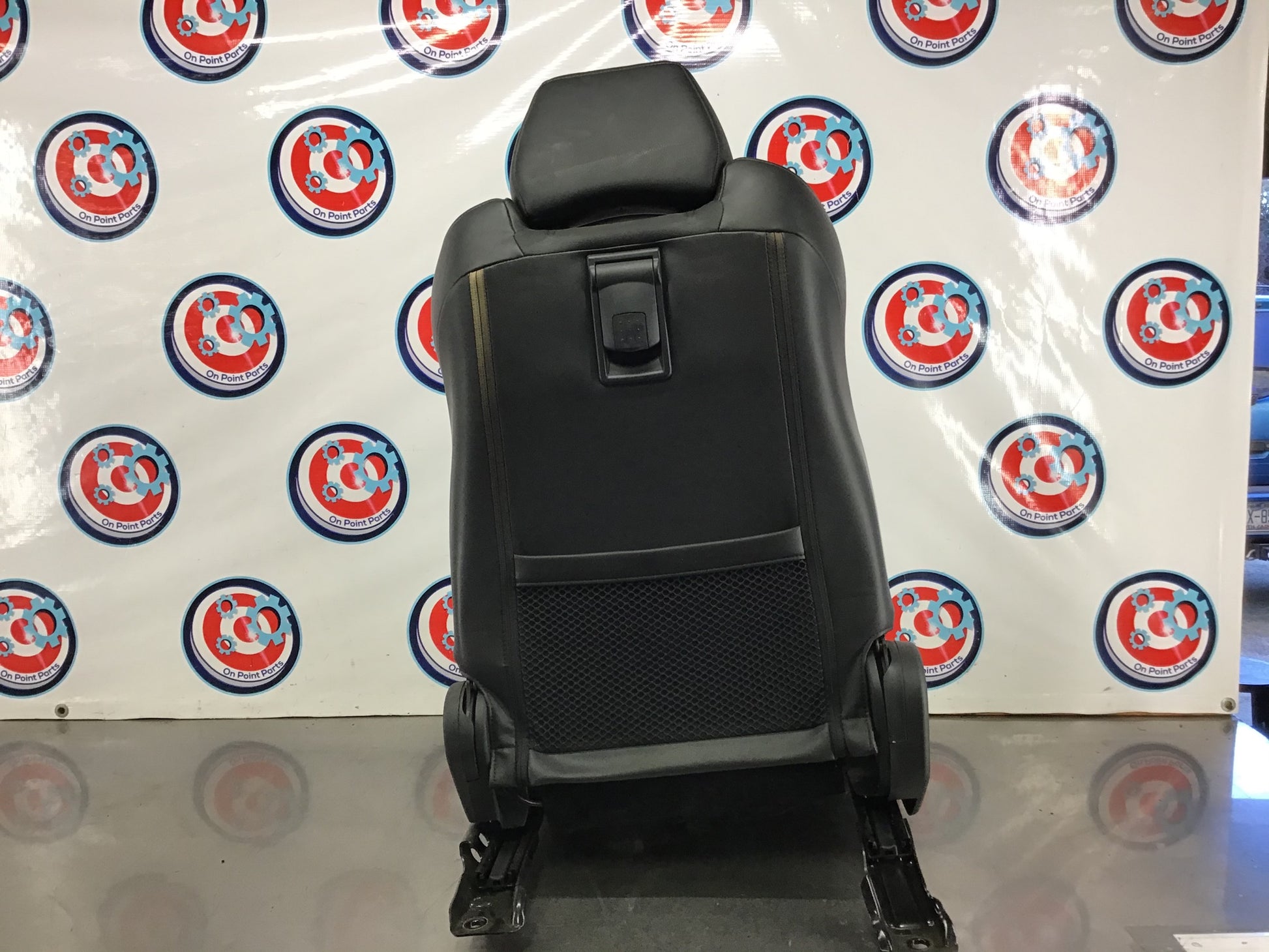 2004 Nissan 350Z Passenger Right Leather Seat OEM 0BBWC9 - On Point Parts Inc