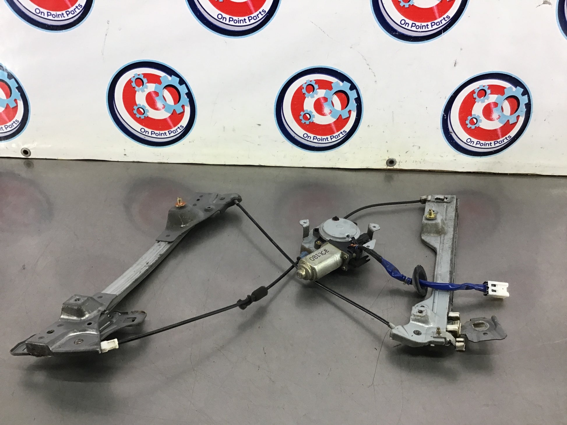 2005 Nissan 350Z Passenger Right Window Regulator Motor OEM 12BI7CE - On Point Parts Inc