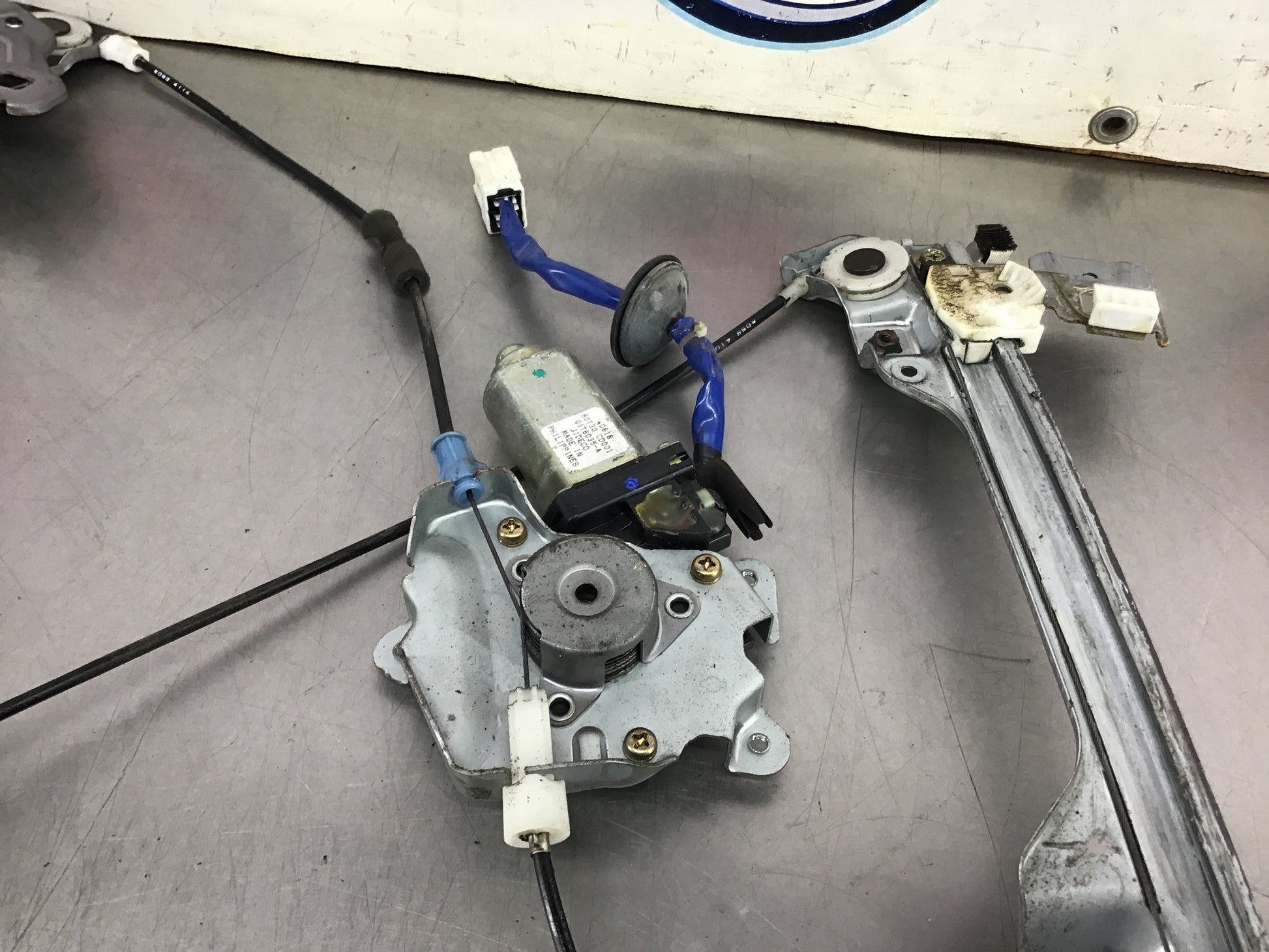 2005 Nissan 350Z Passenger Right Window Regulator Motor OEM 12BI7CE - On Point Parts Inc
