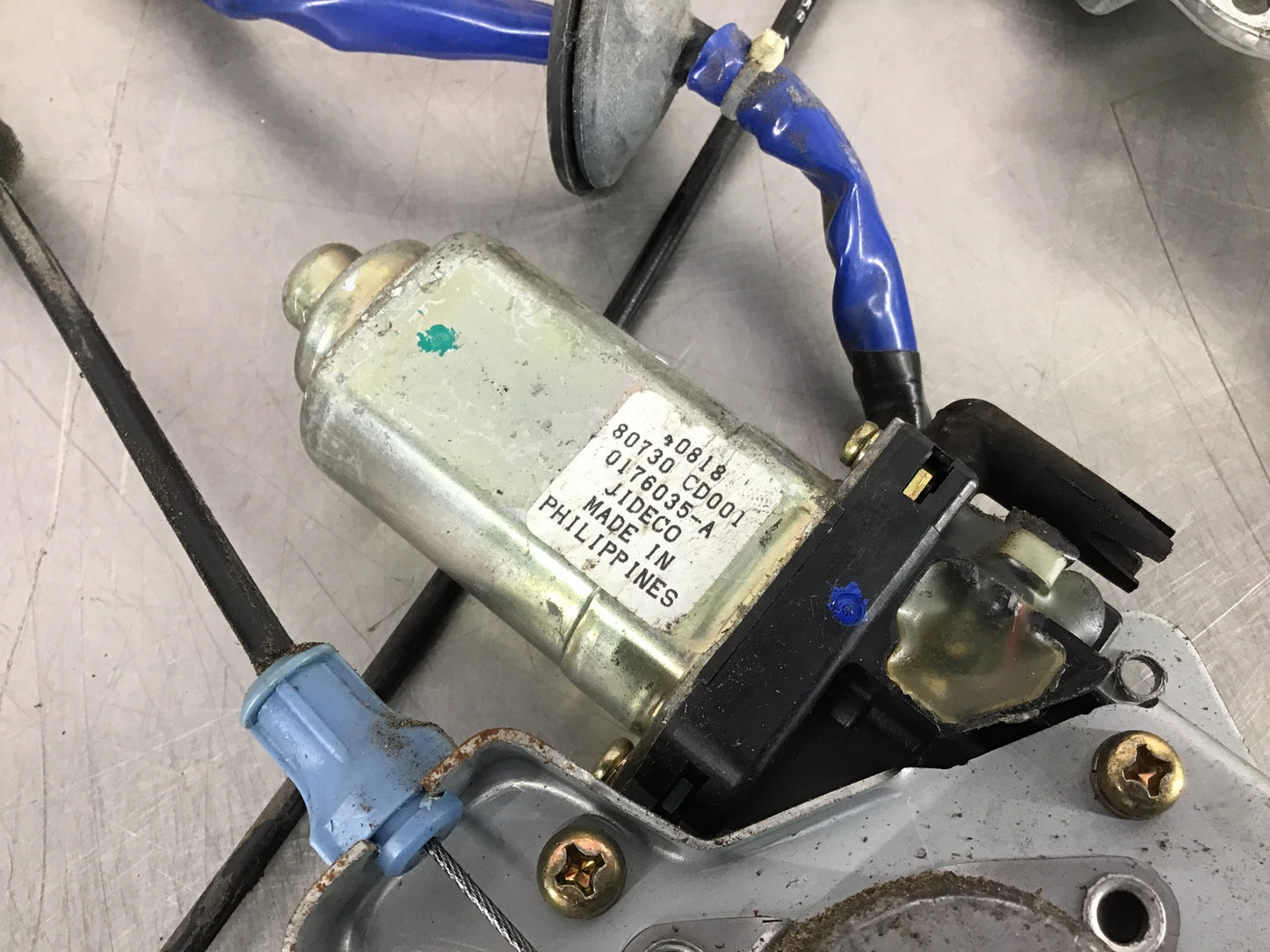 2005 Nissan 350Z Passenger Right Window Regulator Motor OEM 12BI7CE - On Point Parts Inc