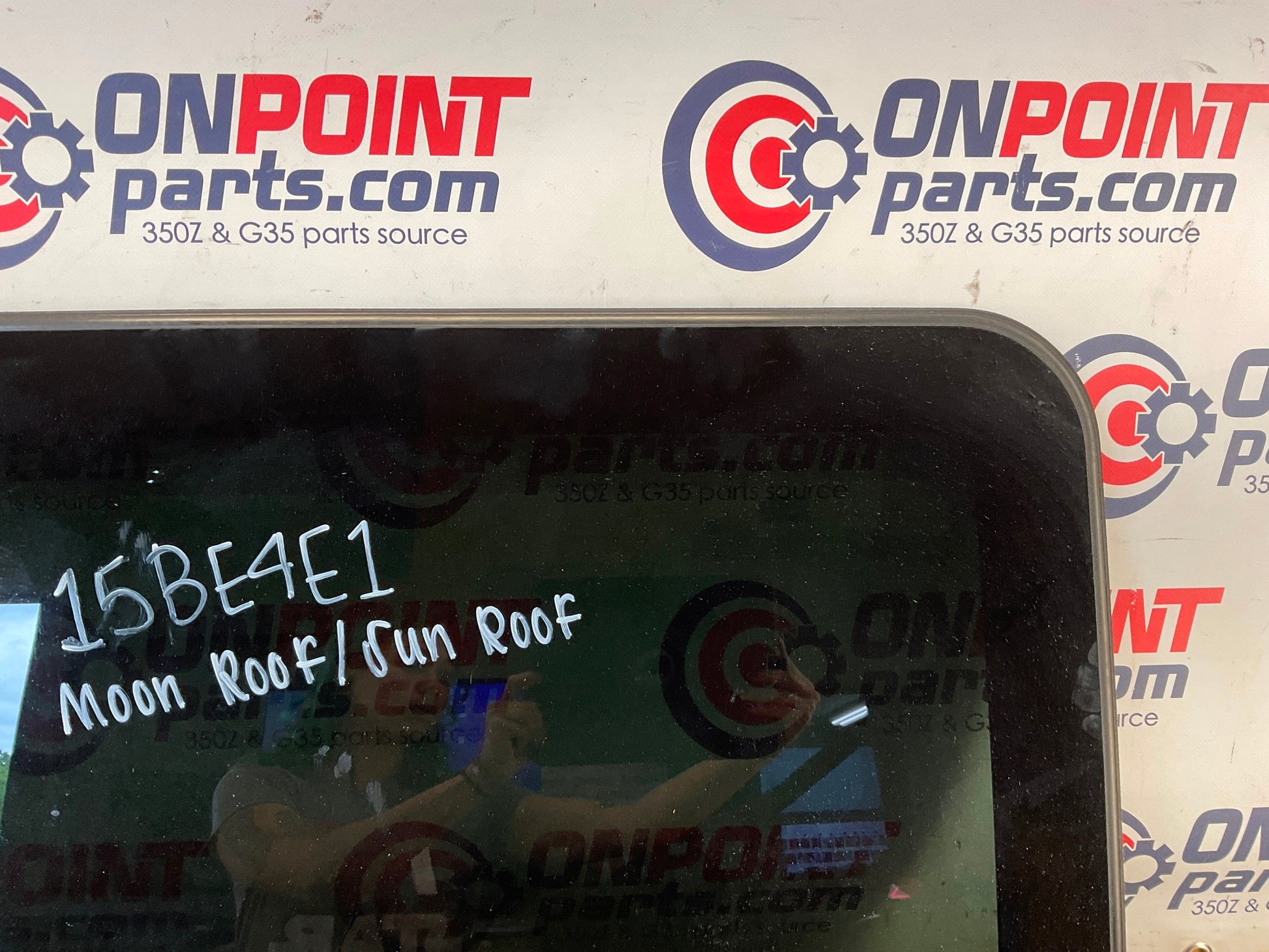 2004 Infiniti G35 Sedan Moon Sun Roof Glass OEM 15BE4E1 - On Point Parts Inc
