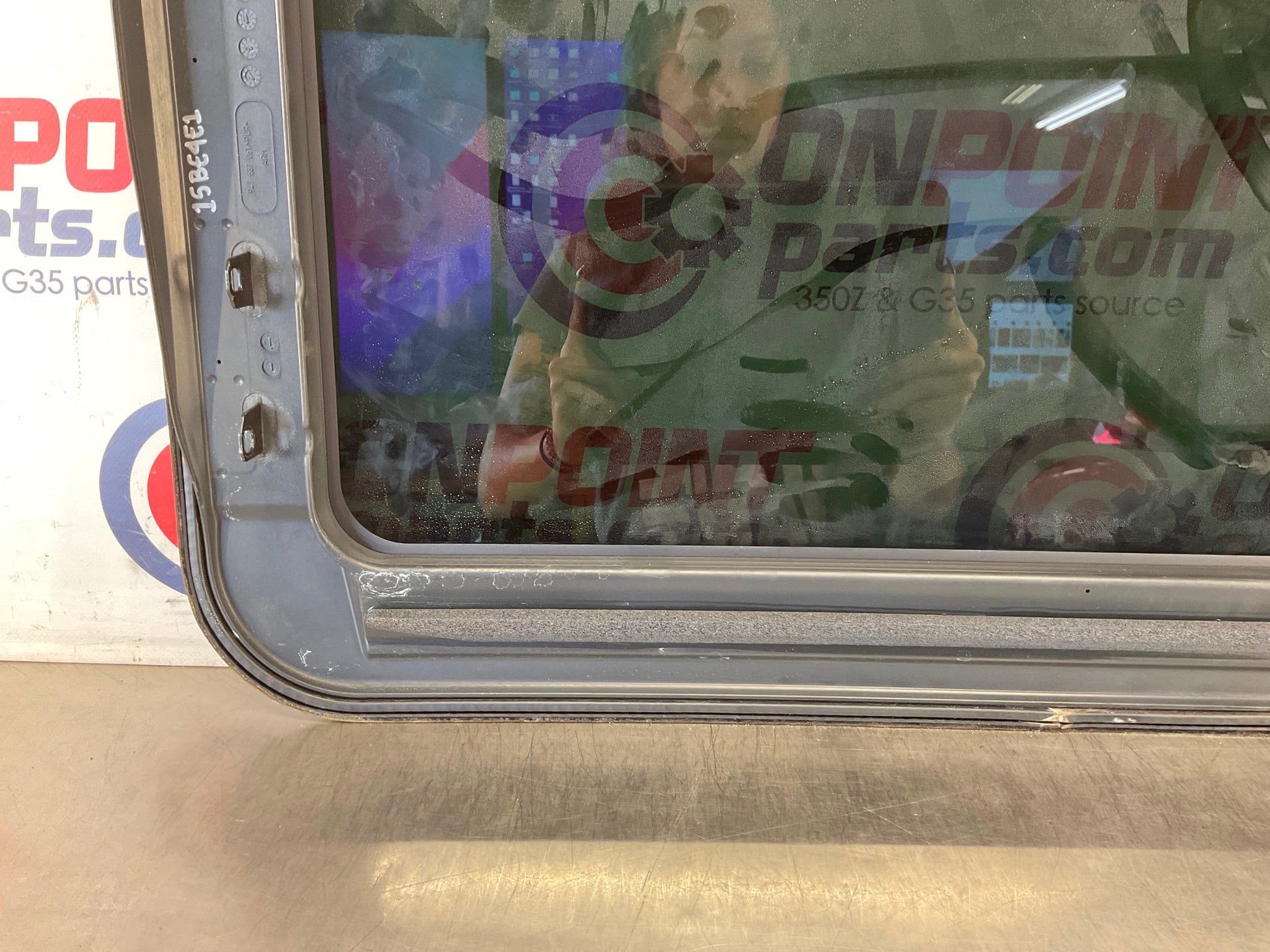 2004 Infiniti G35 Sedan Moon Sun Roof Glass OEM 15BE4E1 - On Point Parts Inc