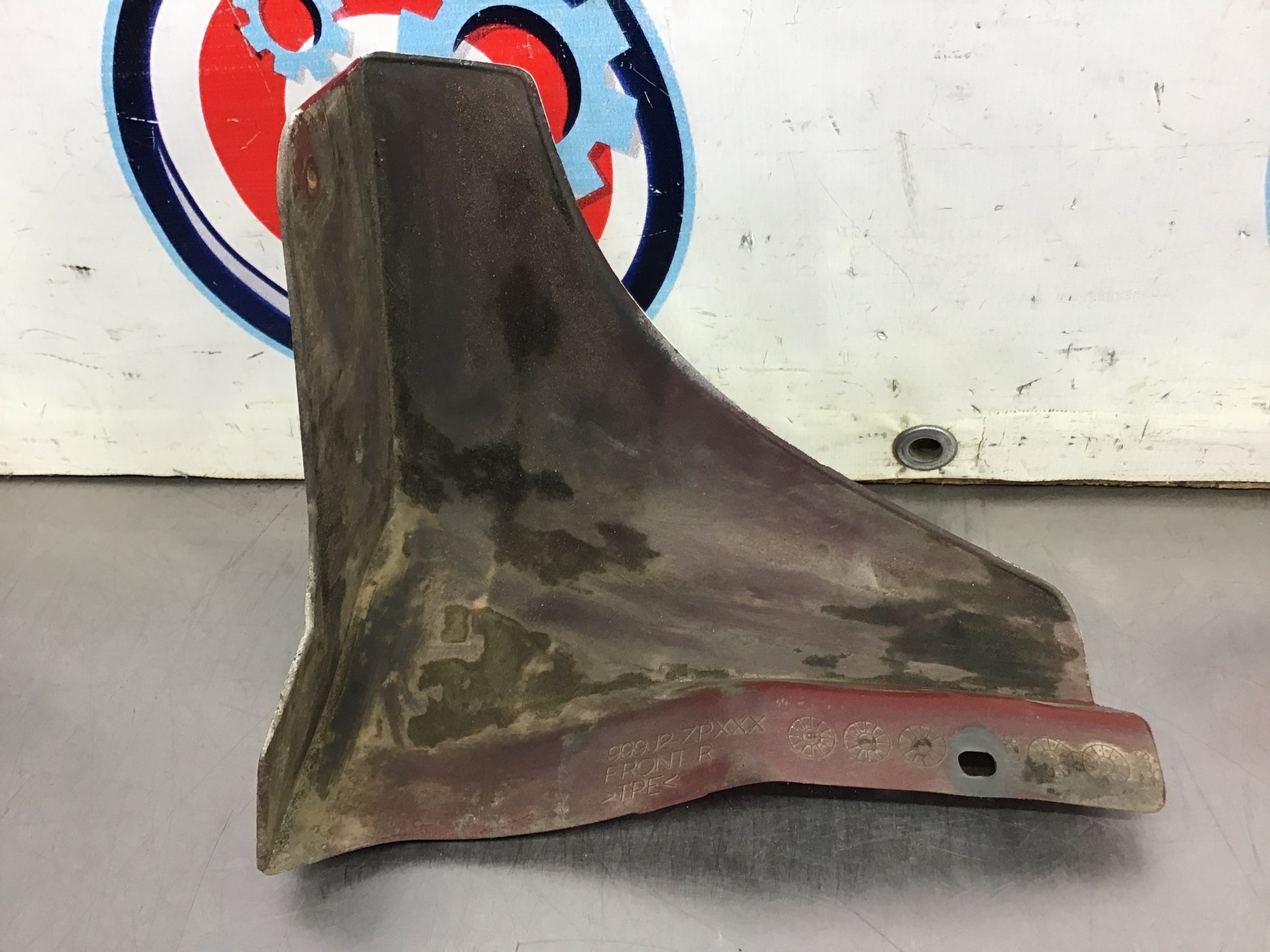 2005 Nissan 350Z Passenger Right Front Mud Flap 999J2 OEM 12BI7CE - On Point Parts Inc