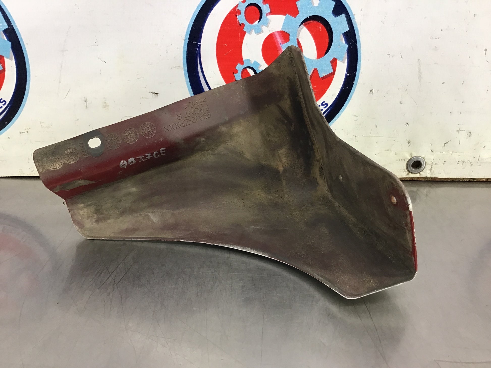 2005 Nissan 350Z Passenger Right Front Mud Flap 999J2 OEM 12BI7CE - On Point Parts Inc