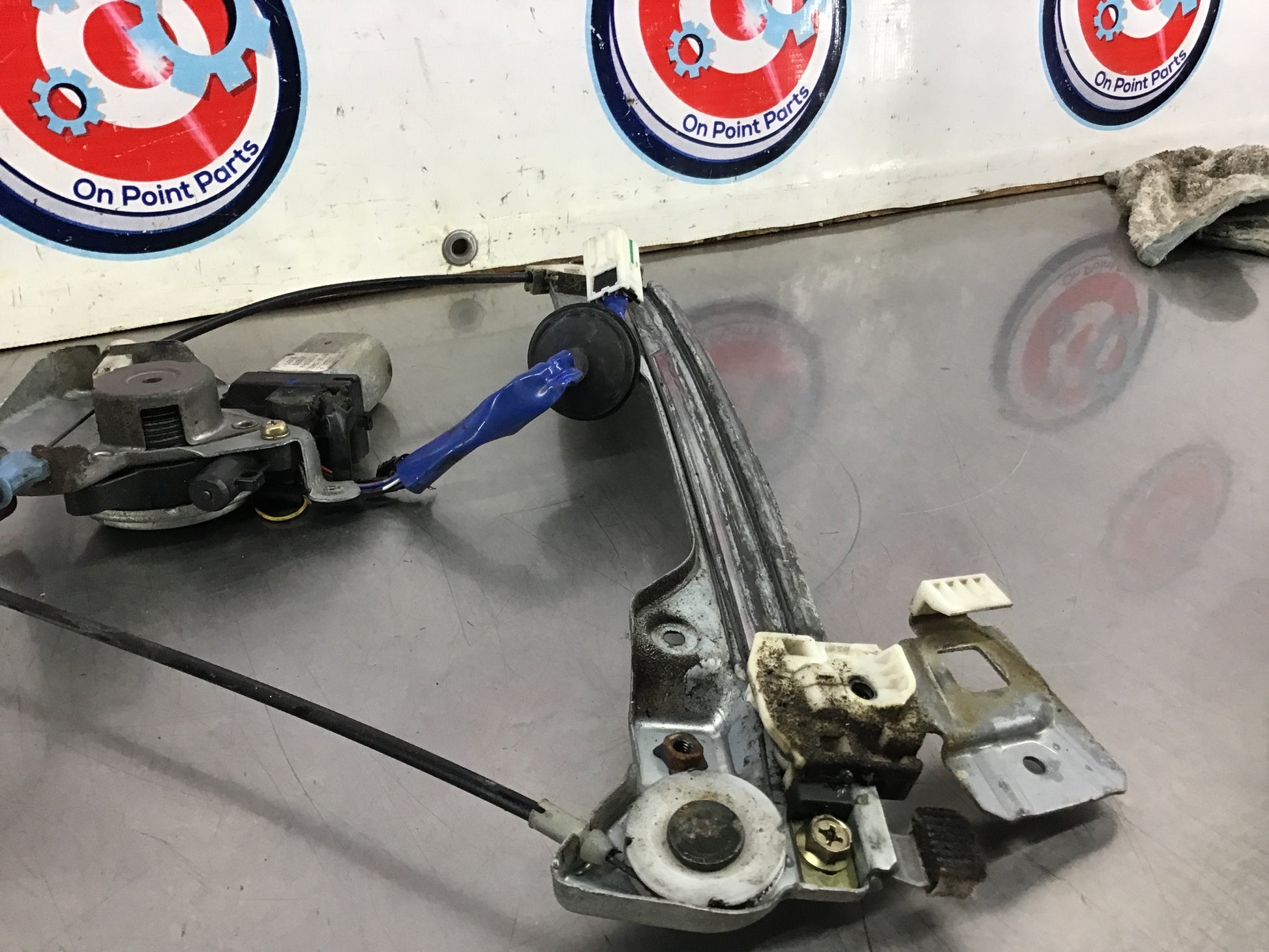 2005 Nissan 350Z Driver Left Window Regulator Motor OEM 12BI7CA - On Point Parts Inc
