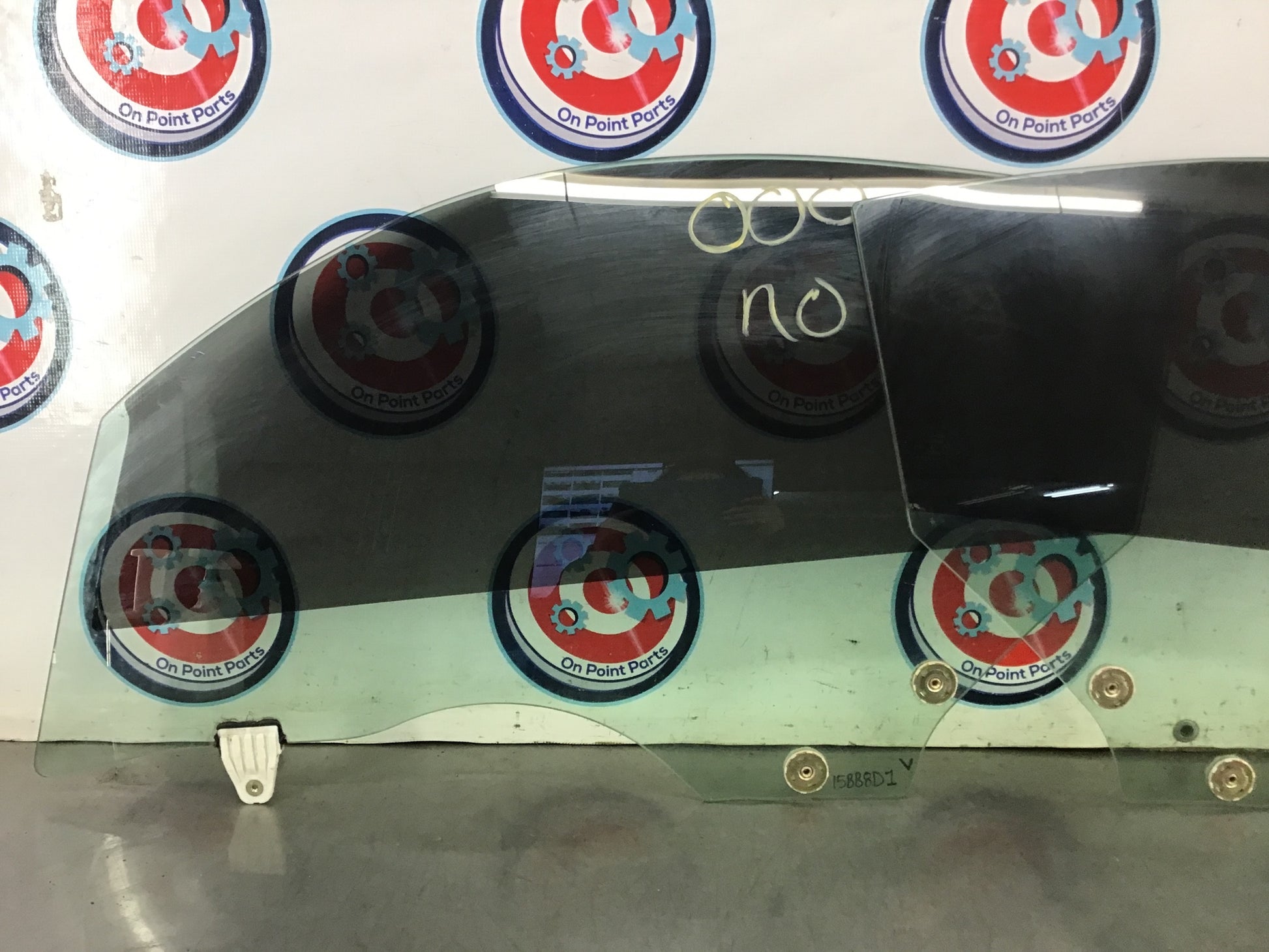 2005 Nissan 350Z Driver Passenger Front Tinted Glass Windows OEM 15BB8D1 - On Point Parts Inc