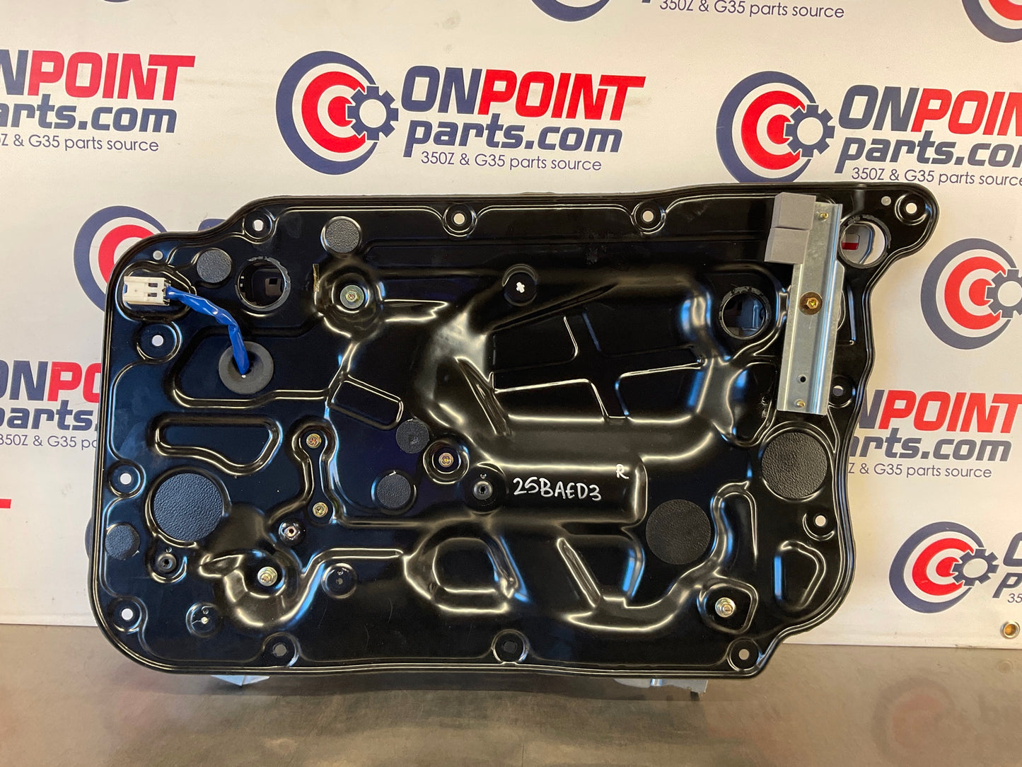 2005 Nissan 350Z Passenger Right Window Regulator Motor Assembly OEM 25BAED3 - On Point Parts Inc