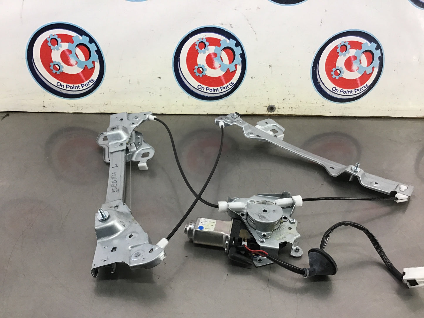 2003 Nissan 350Z Driver Left Window Regulator Motor OEM 15BB7DA - On Point Parts Inc