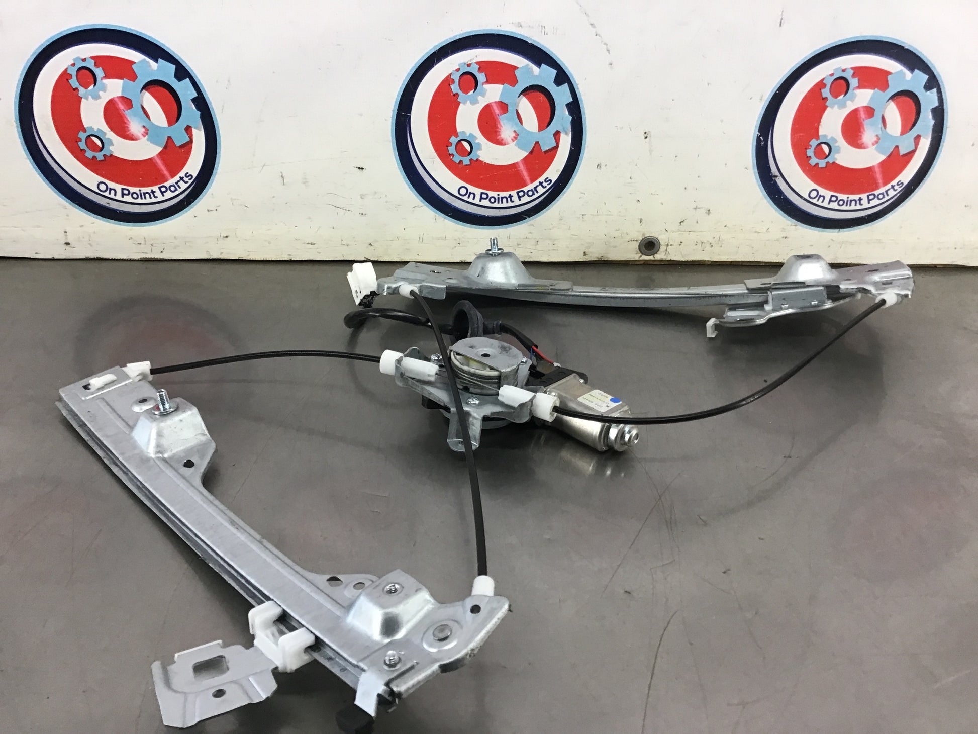 2003 Nissan 350Z Driver Left Window Regulator Motor OEM 15BB7DA - On Point Parts Inc