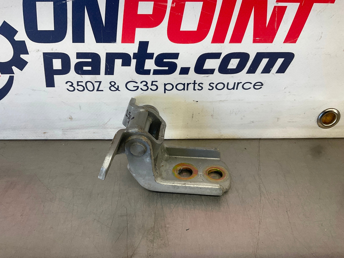 2006 Nissan 350Z Passenger Right Door Hinges 80400 80401 OEM 15BAJDE - On Point Parts Inc