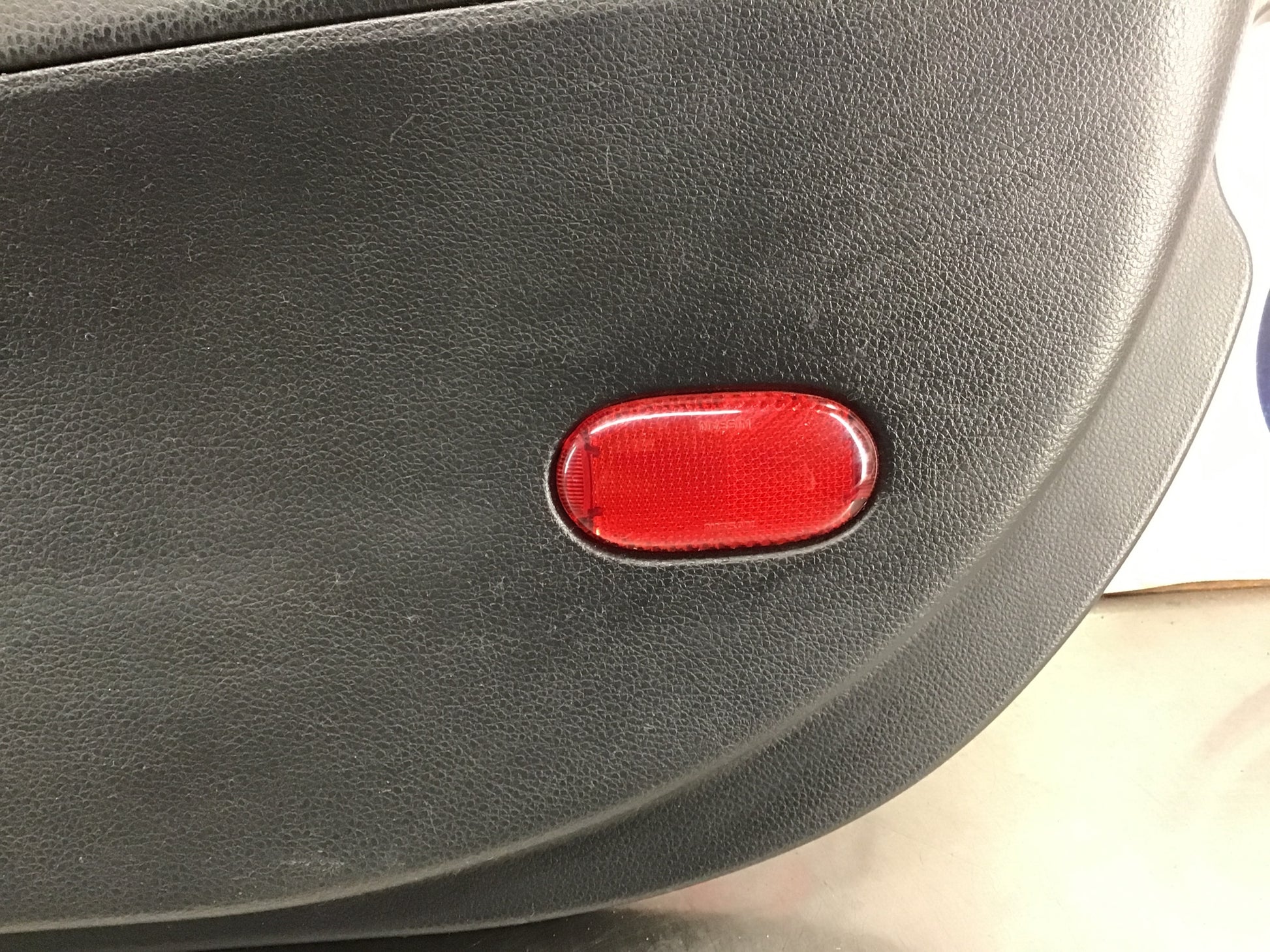 2003 Nissan 350Z Passenger Right Front Interior Door Panel OEM 15BB6D8 - On Point Parts Inc