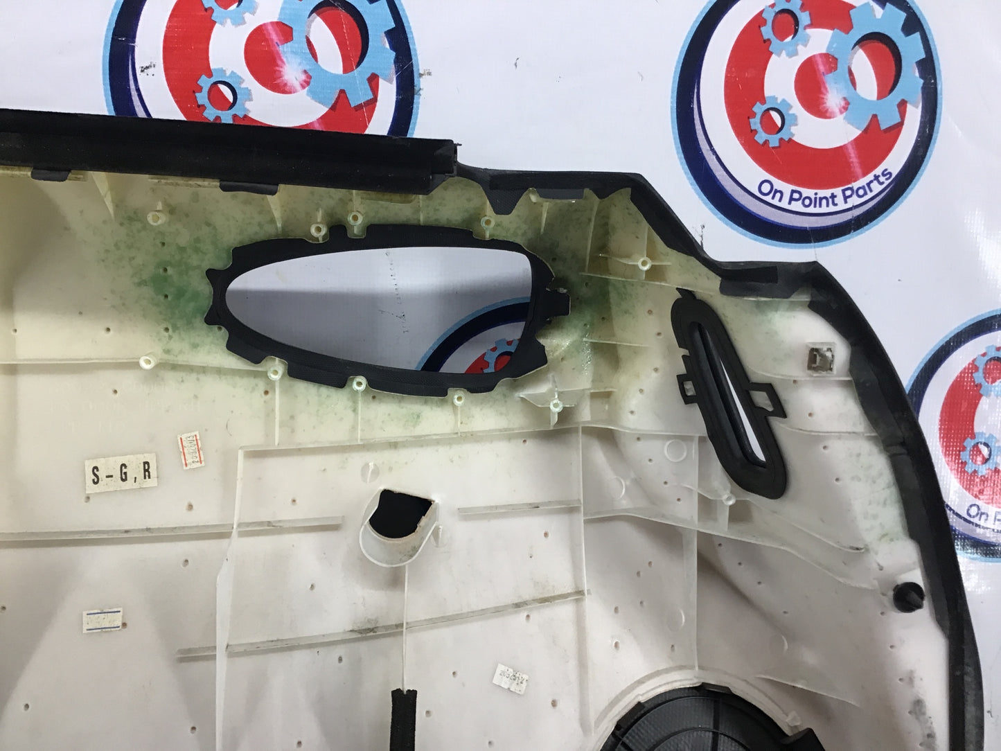 2003 Nissan 350Z Passenger Right Front Interior Door Panel OEM 15BB6D8 - On Point Parts Inc