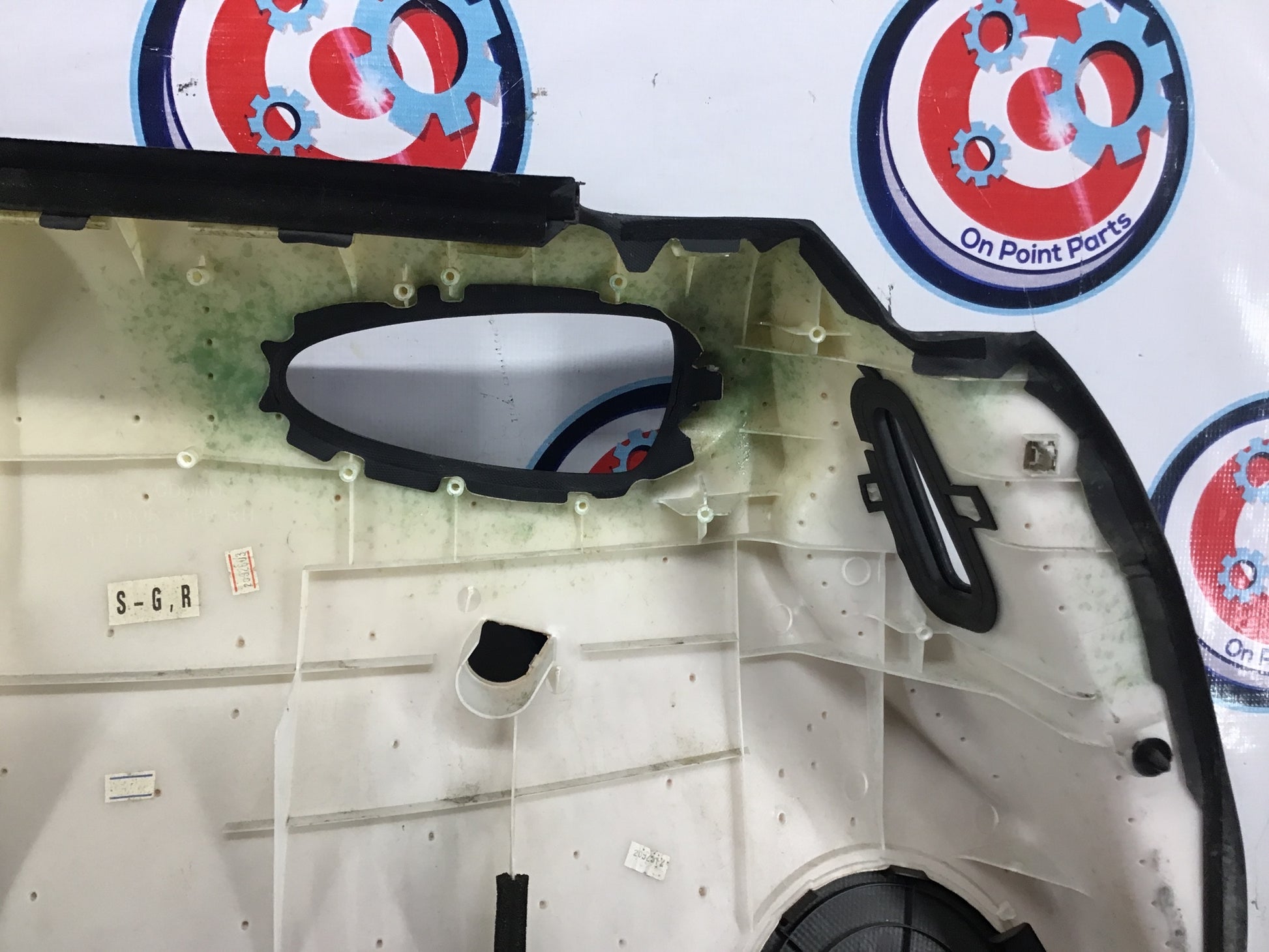 2003 Nissan 350Z Passenger Right Front Interior Door Panel OEM 15BB6D8 - On Point Parts Inc