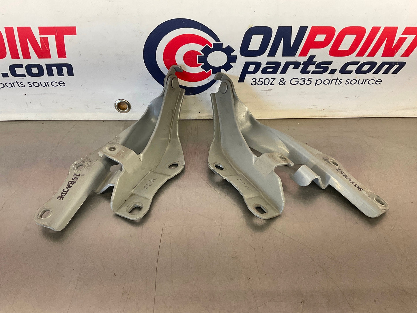 2006 Nissan 350Z Hood Hinges 65400 65401 OEM 15BAJDE - On Point Parts Inc