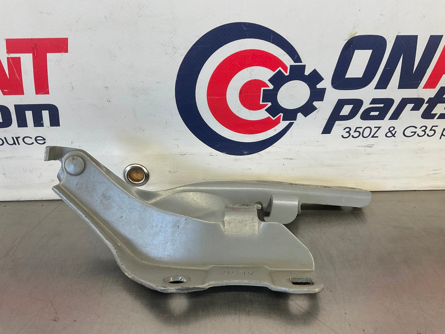 2006 Nissan 350Z Hood Hinges 65400 65401 OEM 15BAJDE - On Point Parts Inc