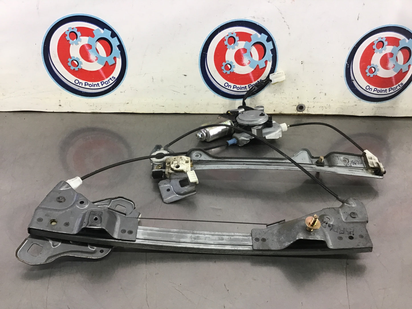 2003 Nissan 350Z Driver Left Window Regualtor Motor OEM 15BB6DA - On Point Parts Inc