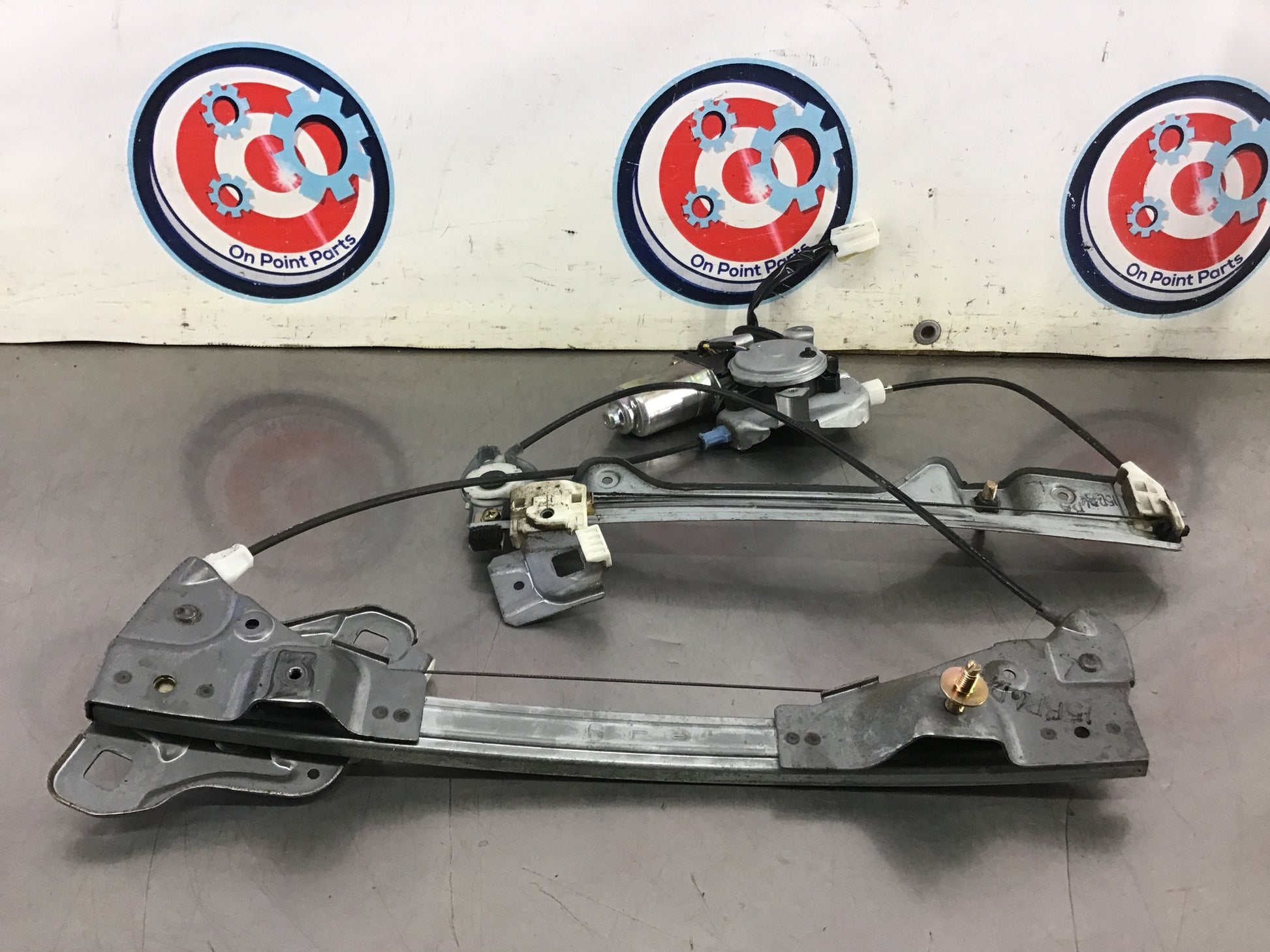 2003 Nissan 350Z Driver Left Window Regualtor Motor OEM 15BB6DA - On Point Parts Inc