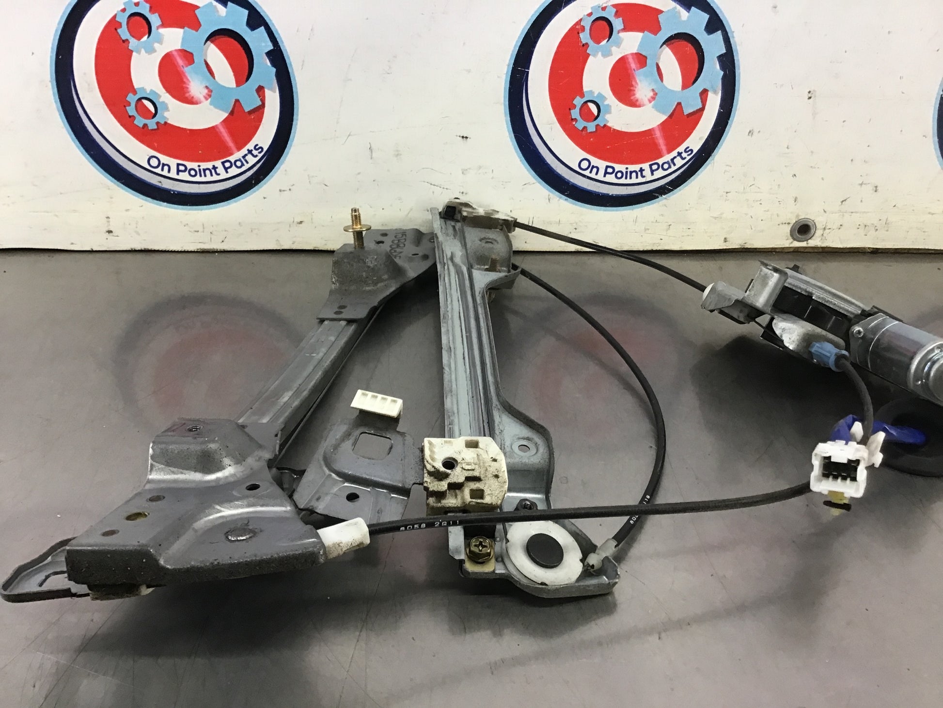 2003 Nissan 350Z Passenger Right Window Regulator Motor OEM 15BB6DE - On Point Parts Inc