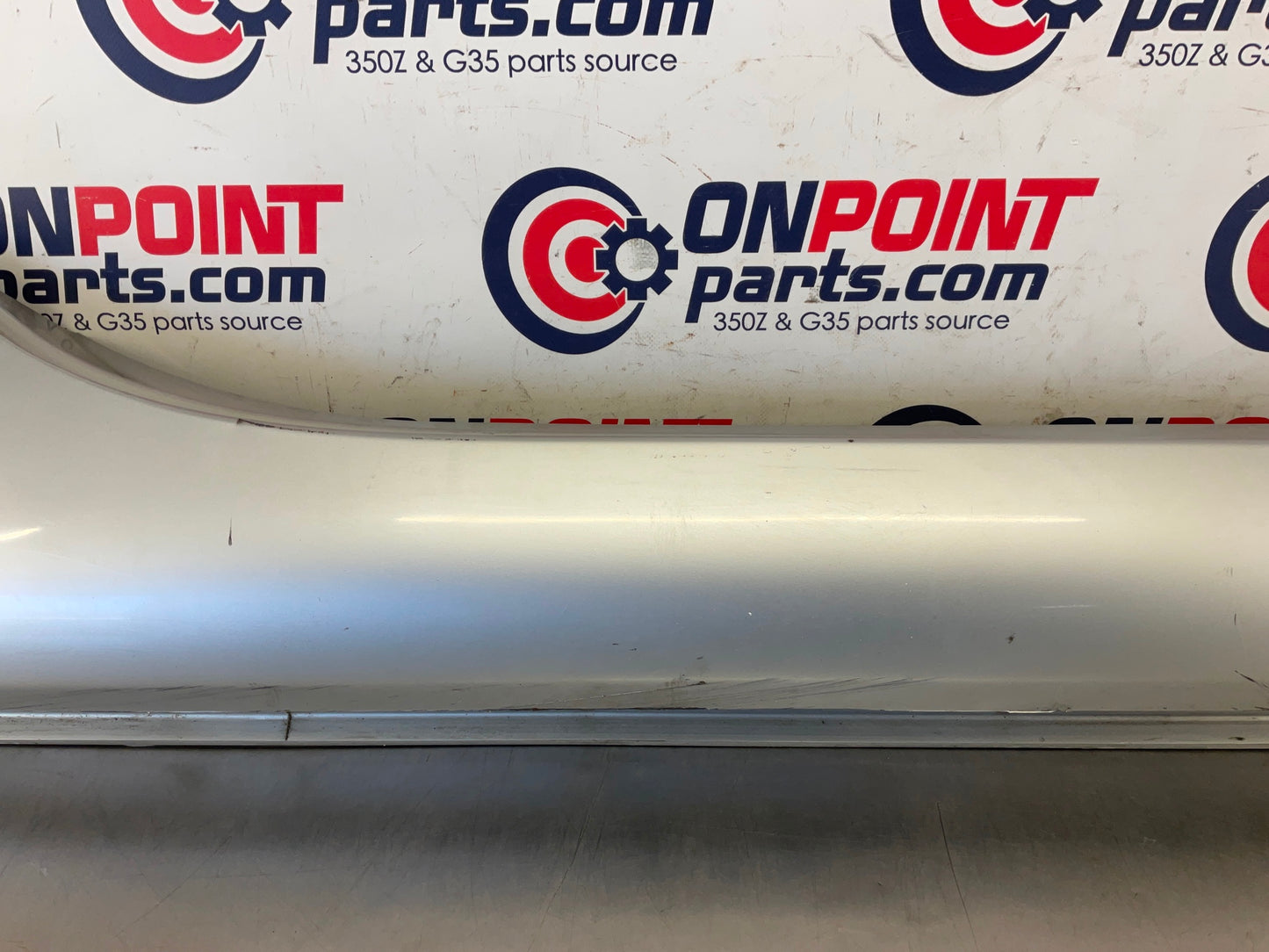 2006 Nissan 350Z Passenger Right Rocker Panel Side Skirt OEM 23BC9E5 - On Point Parts Inc