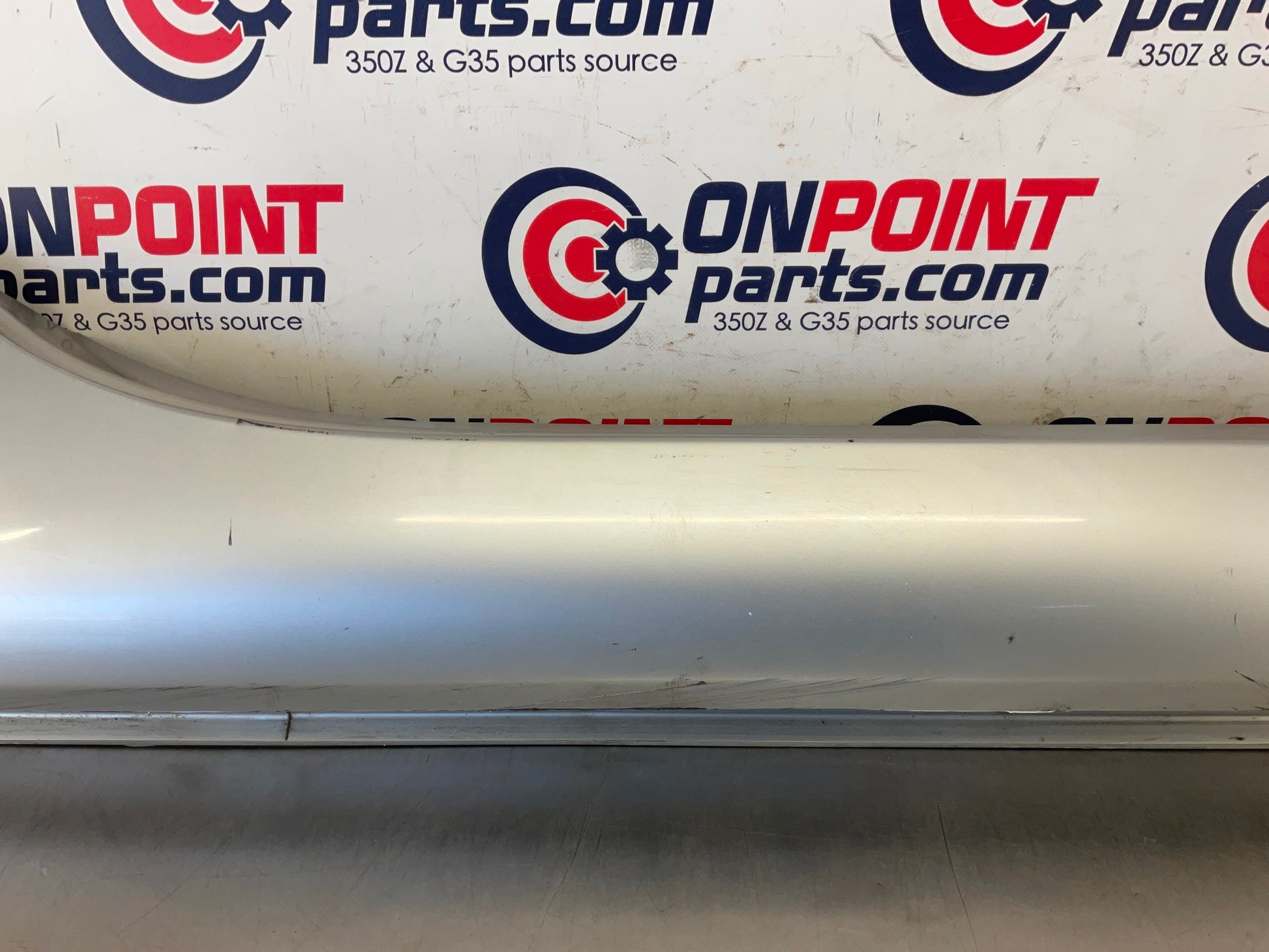 2006 Nissan 350Z Passenger Right Rocker Panel Side Skirt OEM 23BC9E5 - On Point Parts Inc