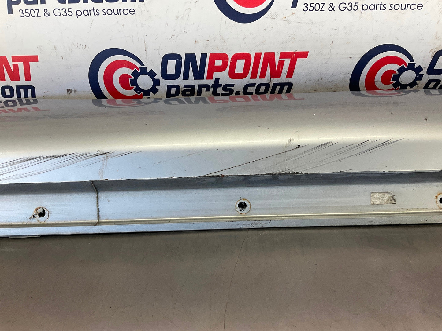2006 Nissan 350Z Passenger Right Rocker Panel Side Skirt OEM 23BC9E5 - On Point Parts Inc