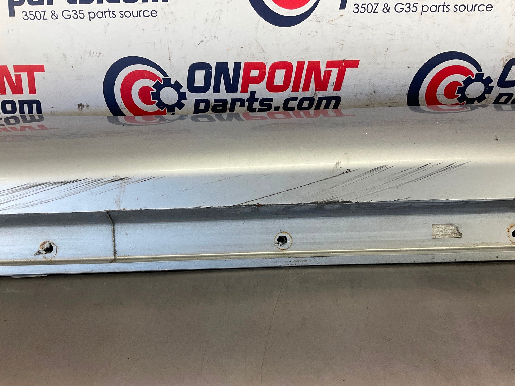 2006 Nissan 350Z Passenger Right Rocker Panel Side Skirt OEM 23BC9E5 - On Point Parts Inc