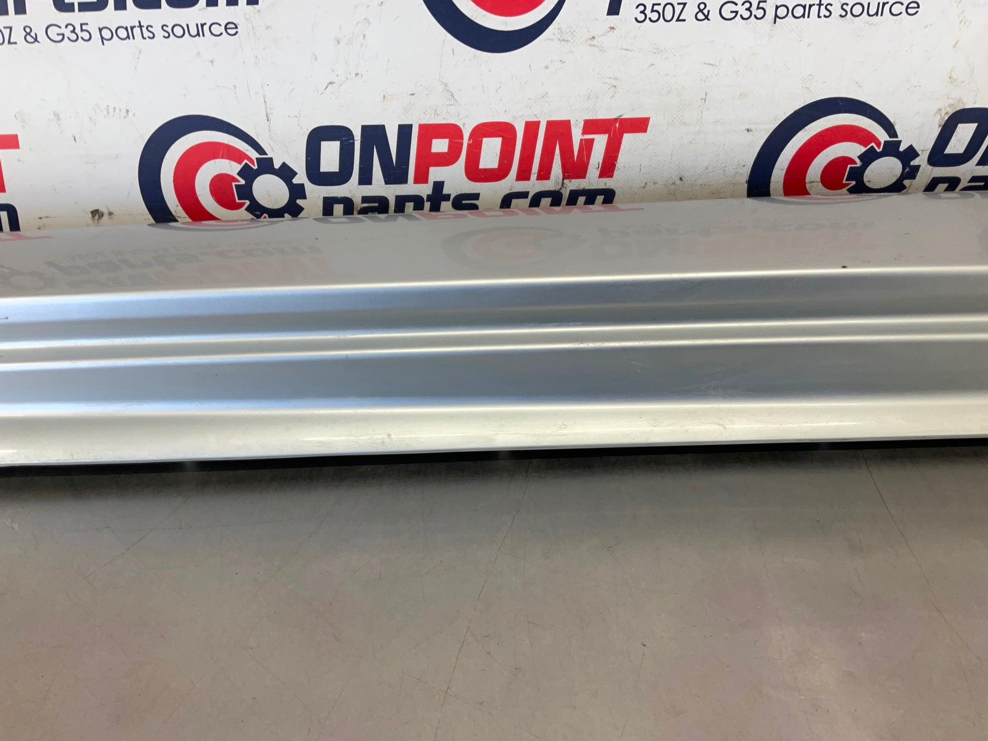 2006 Nissan 350Z Passenger Right Rocker Panel Side Skirt OEM 23BC9E5 - On Point Parts Inc