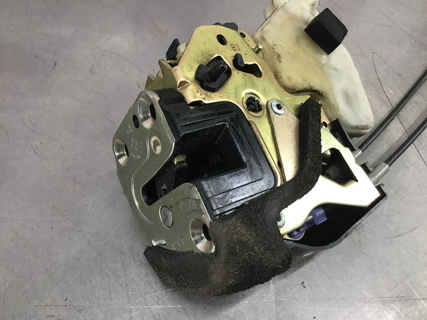 2004 Infiniti G35 Sedan Passenger Right Rear Door Lock Actuator OEM 13BGFCE - On Point Parts Inc